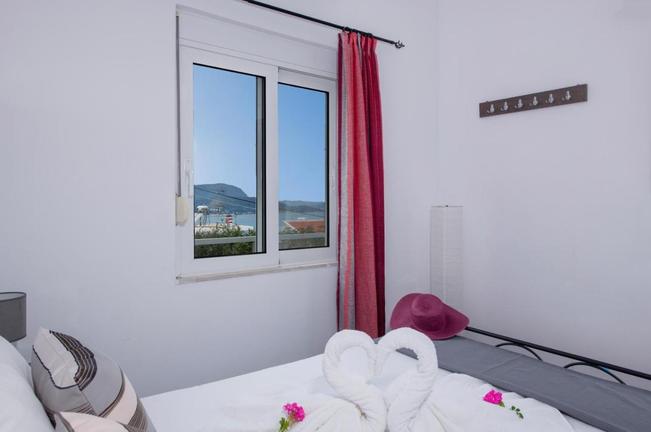 Villa Plaka House Esterno foto