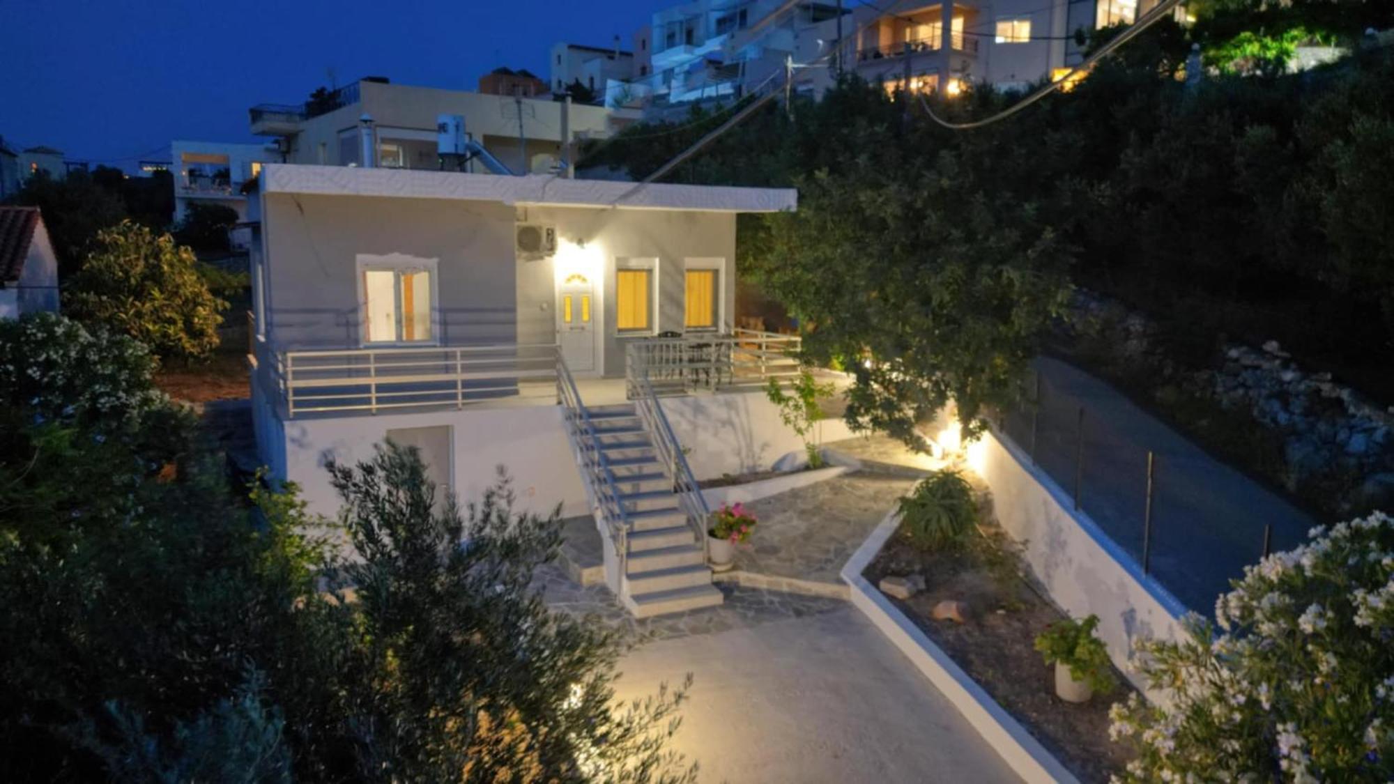 Villa Plaka House Esterno foto